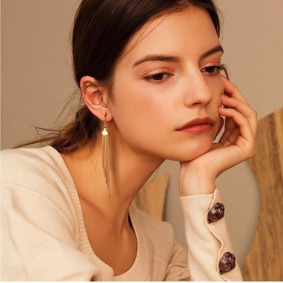 GOLD 18k Gold Plated Tassel Drop Huggie Earrings - Picture 2 of 3